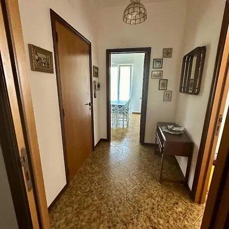 Sirolo, Via Papa Giovanni Xxiii, 6 P.letto Doppi Servizi